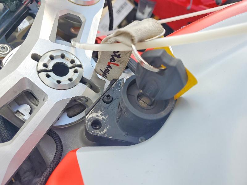 2019 Ducati Panigale VIN ZDMDAGNWXKB006551 COPART salvage auction — FRONT END, Fl - Certificate Of Title, sold $7,900 on 2026-08-14 (photo 8)