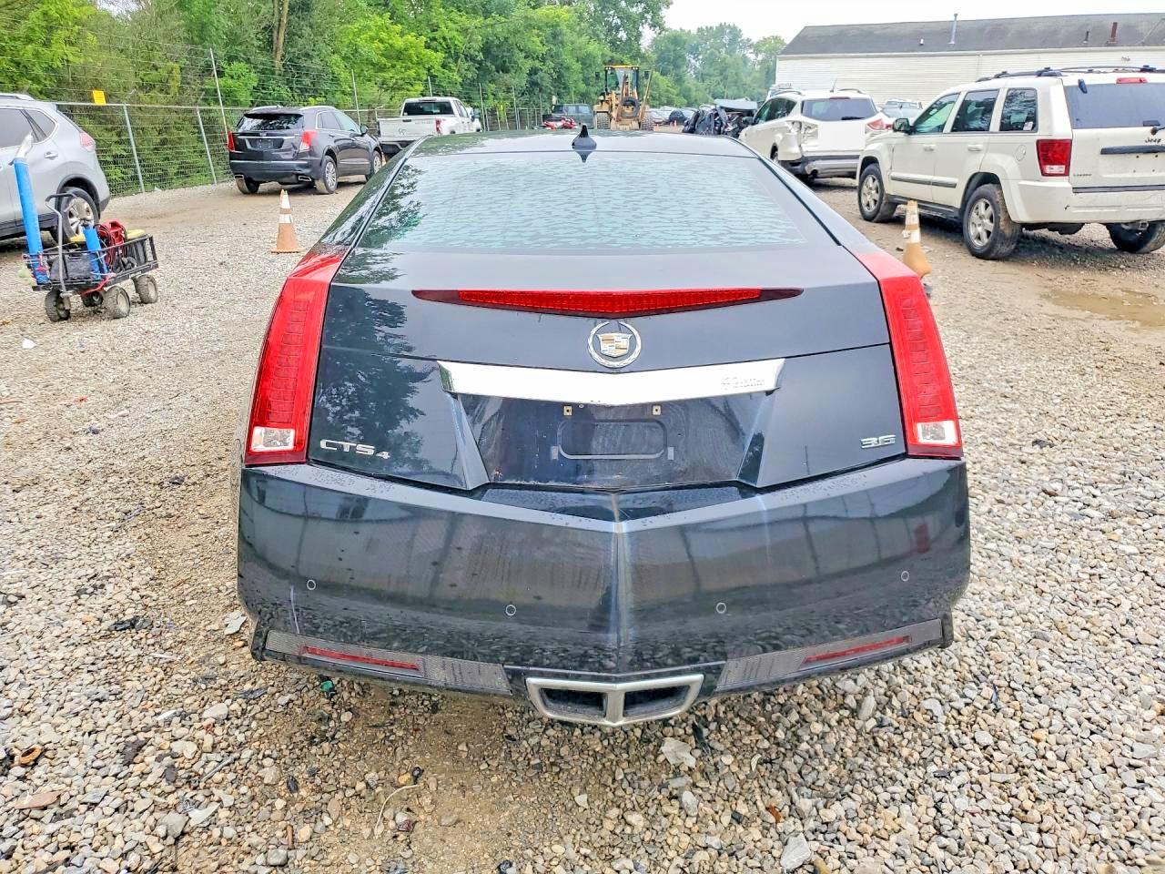 2012 Cadillac Cts VIN 1G6DL1E3XC0158645 COPART salvage auction — Hail, OH - CERT OF TITLE-SALVAGE, sold $400 on 2026-09-02 (photo 6)