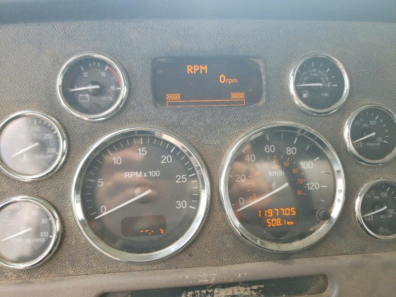 2012 Peterbilt 386 VIN 1XPHDP9X1CD168063 COPART salvage auction — ROOF, MN - CERT OF TITLE-SALVAGE, sold $10,400 on 2026-09-10 (photo 9)
