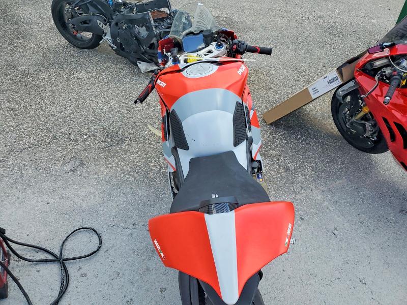2019 Ducati Panigale VIN ZDMDAGNWXKB006551 COPART salvage auction — FRONT END, Fl - Certificate Of Title, sold $7,900 on 2026-08-14 (photo 6)