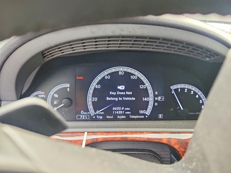 2013 Mercedes-benz S-klasse VIN WDDNG7DB8DA497116 COPART salvage auction — MINOR DENT/SCRATCHES, Ga - Certificate Of Title, sold $2,400 on 2026-08-12 (photo 9)