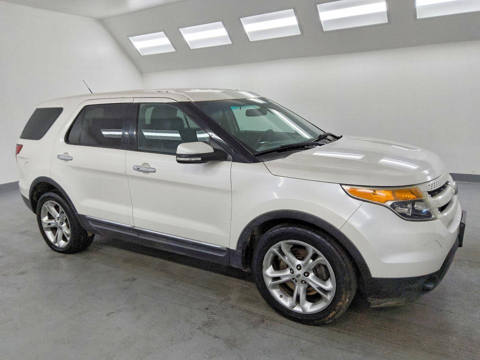 2015 Ford Explorer VIN 1FM5K7F86FGA70877 COPART salvage auction — MECHANICAL, CA - CERTIFICATE OF TITLE, sold $2,200 on 2026-09-01 (photo 4)