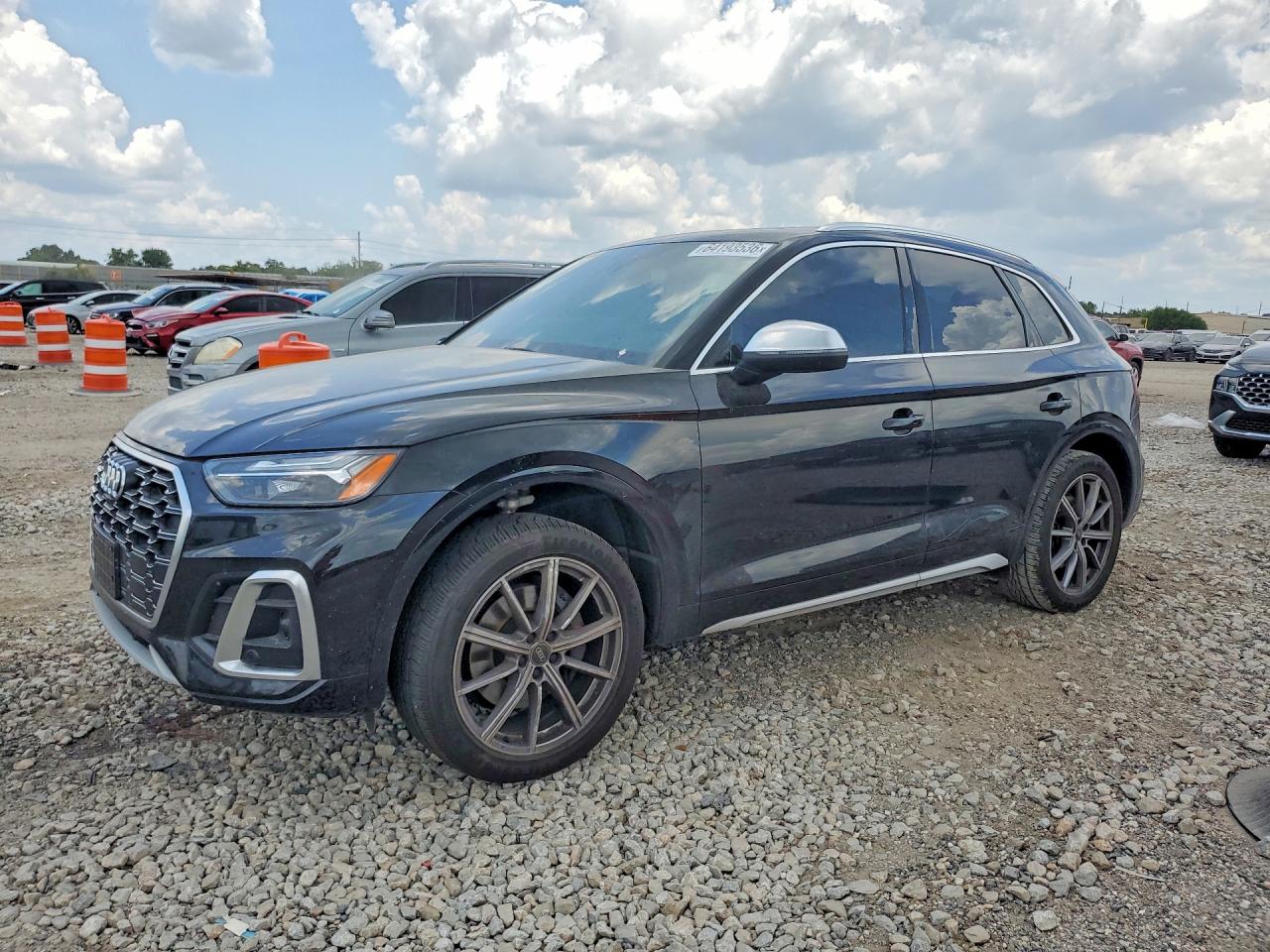 2022 Audi SQ5 VIN WA1B4AFY5N2137148 — COPART salvage auction photo