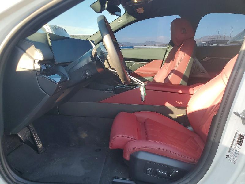 2024 BMW 5er VIN WBA43FJ05RCS99097 COPART salvage auction — SIDE, Ca - Dis/Dlr/Exp Clean W/Salv Hist, sold $28,750 on 2026-08-17 (photo 7)