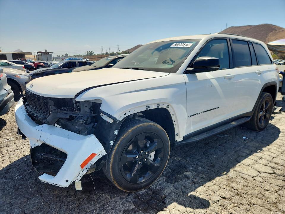 2023 Jeep Cherokee VIN 1C4RJGBG4PC511985 — COPART salvage auction photo
