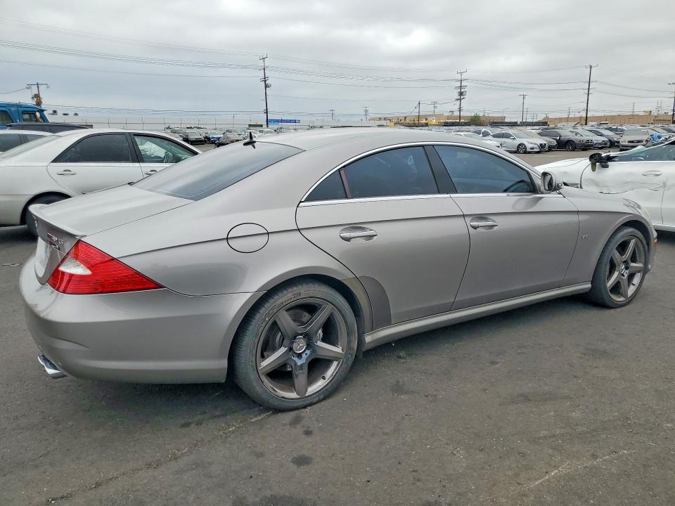 2006 Mercedes-benz Cls-class VIN WDDDJ76X16A014638 COPART salvage auction — MINOR DENT/SCRATCHES, CA - DIS/DLR/EXP ONLY CLEAN TITLE, sold $3,400 on 2026-08-19 (photo 3)