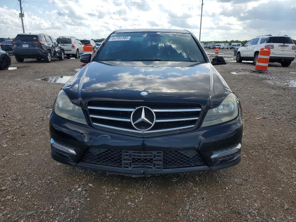2014 Mercedes-Benz C-Class VIN WDDGF4HB6EG216966 COPART salvage auction — MINOR DENT/SCRATCHES, Salvage Title, sold $700 on 2026-09-03 (photo 5)