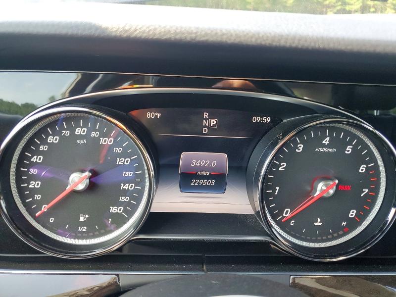 2017 Mercedes-benz E-klasse VIN WDDZF4JB7HA049768 COPART salvage auction — NORMAL WEAR, Salvage Title, sold $2,600 on 2026-08-13 (photo 9)