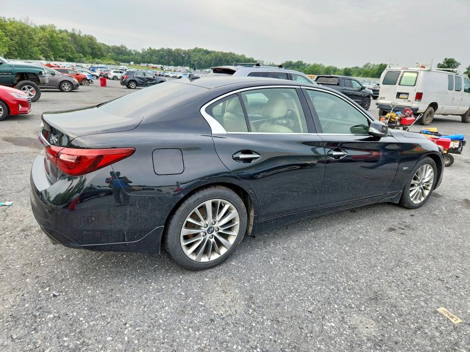 2018 Infiniti Q50 VIN JN1EV7AR3JM430020 COPART salvage auction — NORMAL WEAR, PA - CERT OF TITLE, sold $2,550 on 2026-09-08 (photo 3)