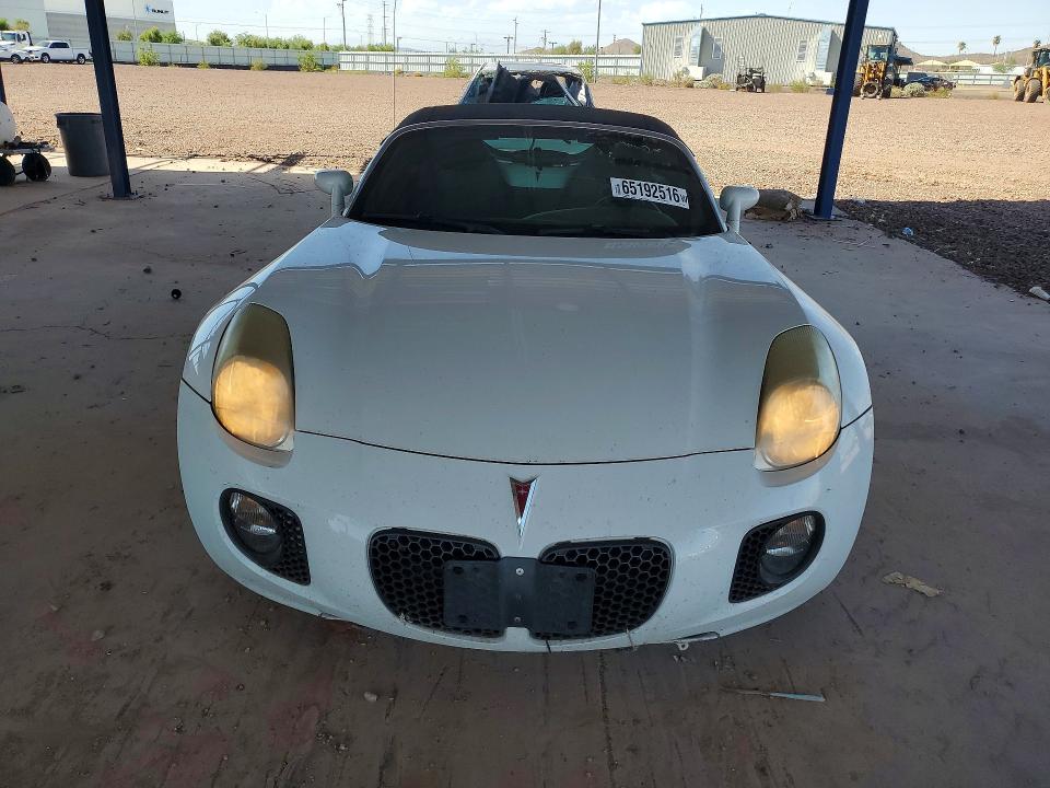 2007 Pontiac Solstice VIN 1G2MG35X37Y124140 COPART salvage auction — MINOR DENT/SCRATCHES, AZ - CERTIFICATE OF TITLE, sold $1,150 on 2026-09-08 (photo 5)