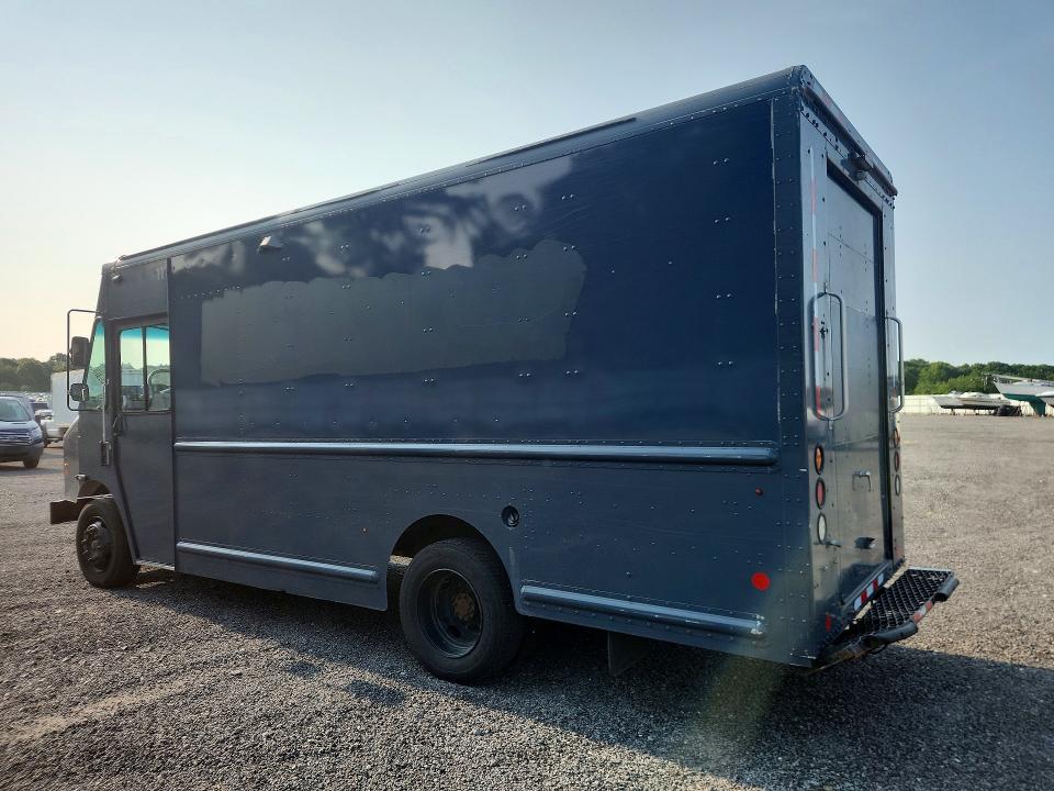 2021 Freightliner Mt45g VIN 4UZAC2EA3MCMM9102 COPART salvage auction — MINOR DENT/SCRATCHES, MA - CERTIFICATE OF TITLE, sold $15,900 on 2026-09-15 (photo 2)