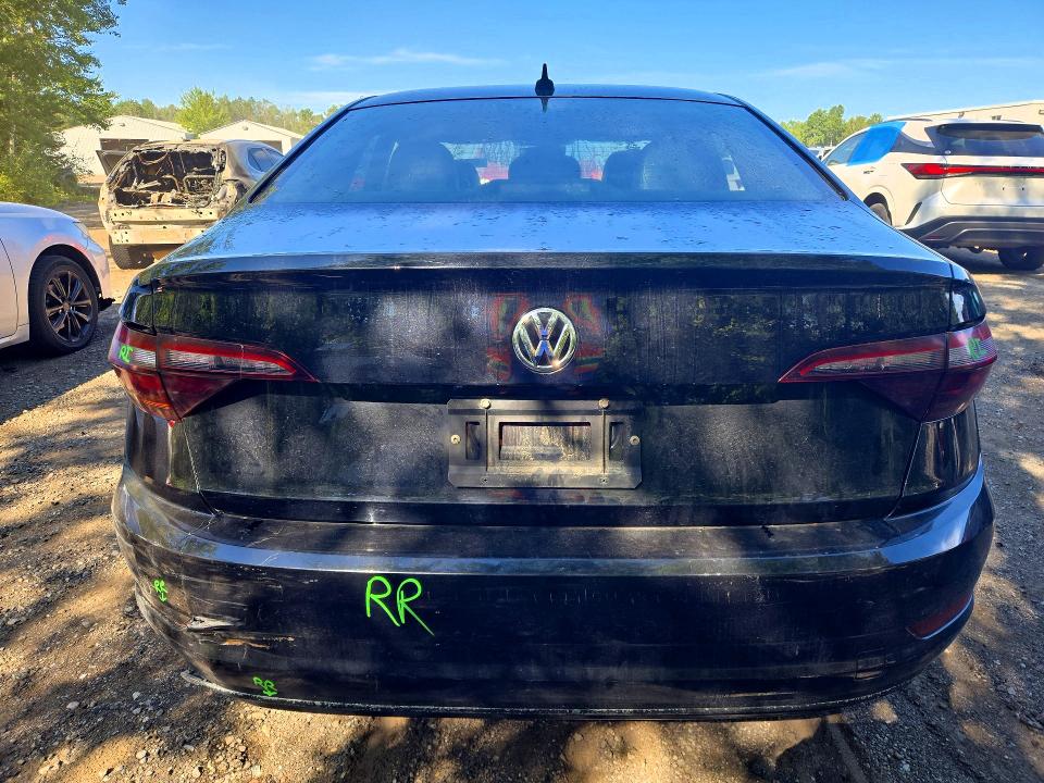2019 Volkswagen Jetta VIN 3VWE57BU6KM211524 COPART salvage auction — SIDE, ON - PERMIT SALVAGE, sold $2,450 on 2026-09-10 (photo 6)