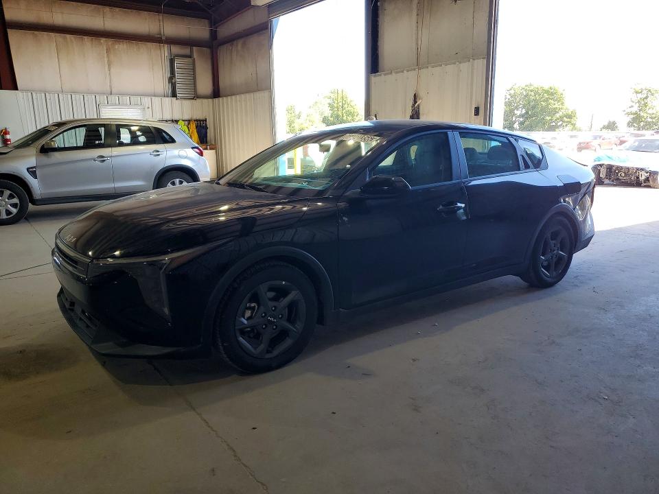 2025 Kia K4 VIN 3KPFT4DE2SE060807 — COPART salvage auction photo