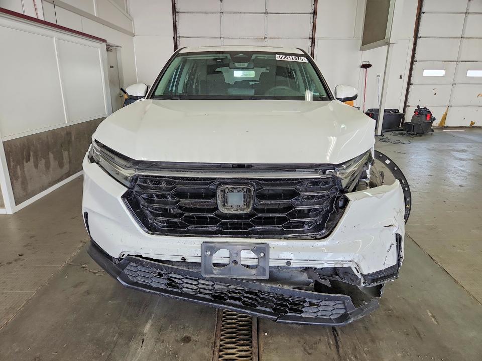 2023 Honda Cr-v VIN 2HKRS4H45PH413416 COPART salvage auction — FRONT END, Salvage Title, sold $13,700 on 2026-08-21 (photo 5)