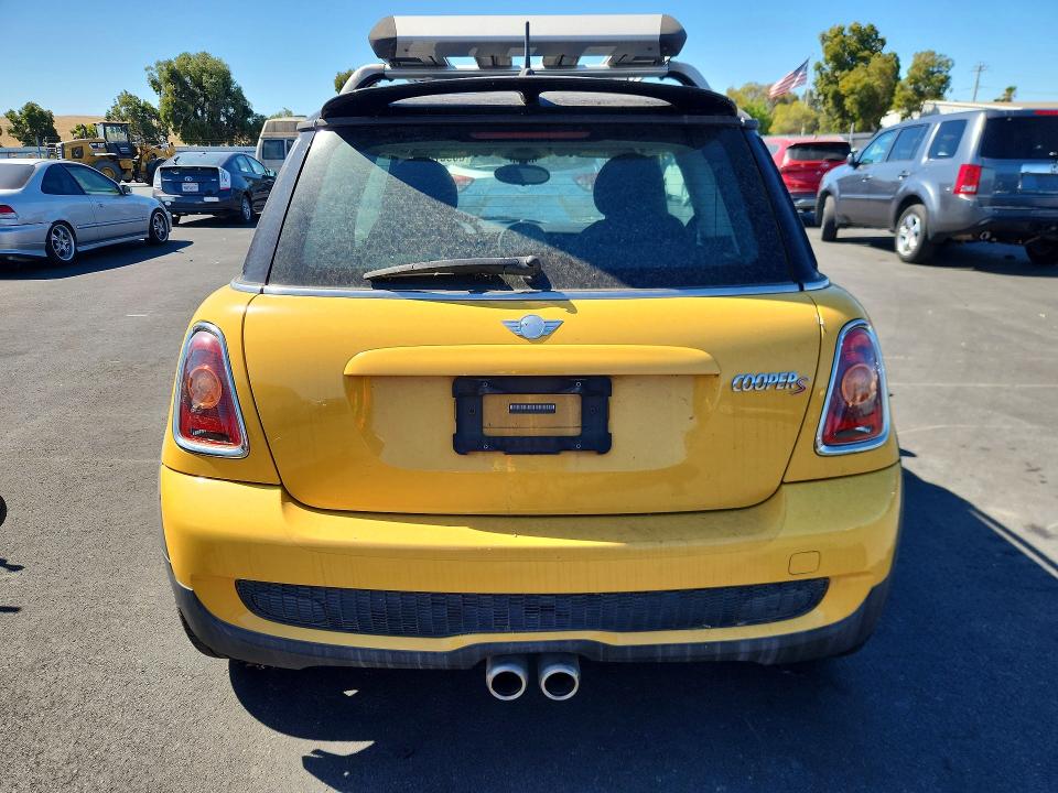 2007 Mini Cooper VIN WMWMF73597TT83278 COPART salvage auction — MECHANICAL, Ca - Dis/Dlr/Exp Only Clean Title, sold $200 on 2026-08-12 (photo 6)