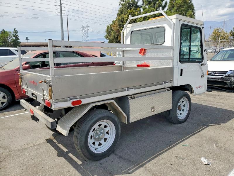 2020 Can-am/ brp VIN 2C9JB333XKP197151 COPART salvage auction — NORMAL WEAR, Salvage Title, sold $1,200 on 2026-09-08 (photo 4)