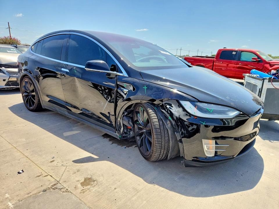 2018 Tesla Model x VIN 5YJXCBE48JF091373 COPART salvage auction — FRONT END, Tx - Salvage Vehicle Title, sold $10,800 on 2026-09-11 (photo 4)