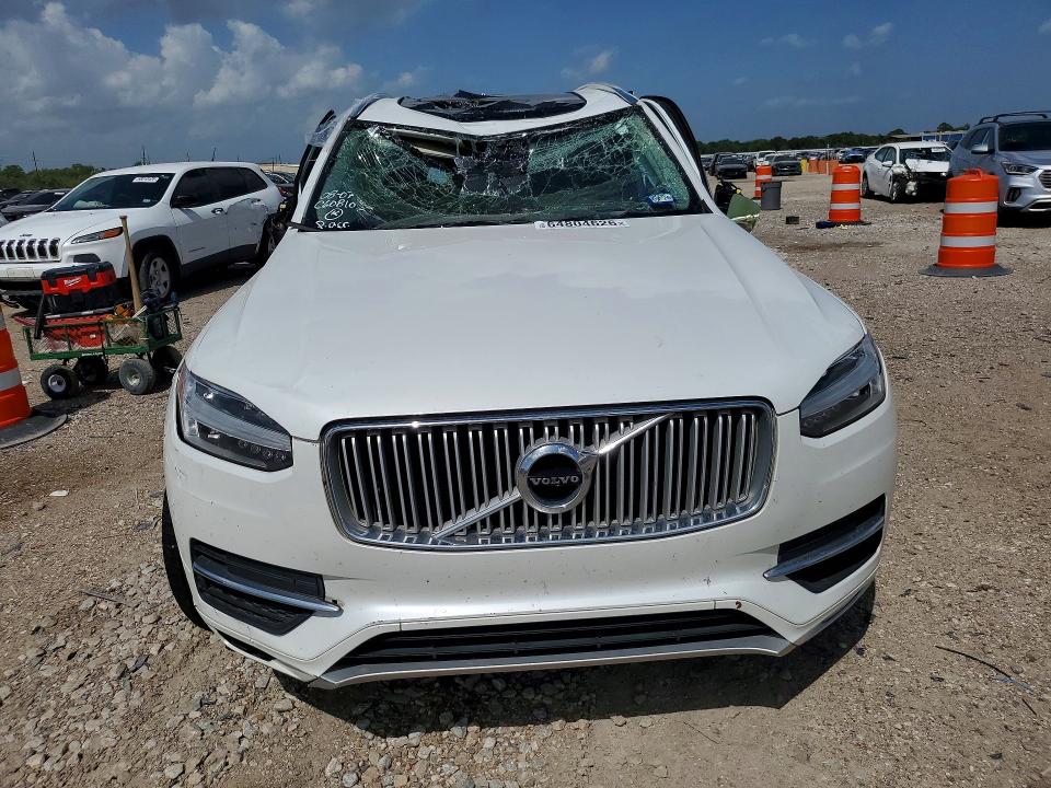 2019 Volvo Xc90 VIN YV4A22PL0K1515830 COPART salvage auction — ROLLOVER, Tx - Salvage Vehicle Title, sold $2,300 on 2026-08-27 (photo 5)