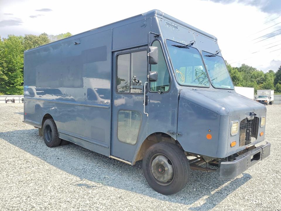2020 Freightliner All other VIN 4UZAC2EA1LCMH8088 COPART salvage auction — MINOR DENT/SCRATCHES, CZ, sold $150 on 2026-09-08 (photo 4)