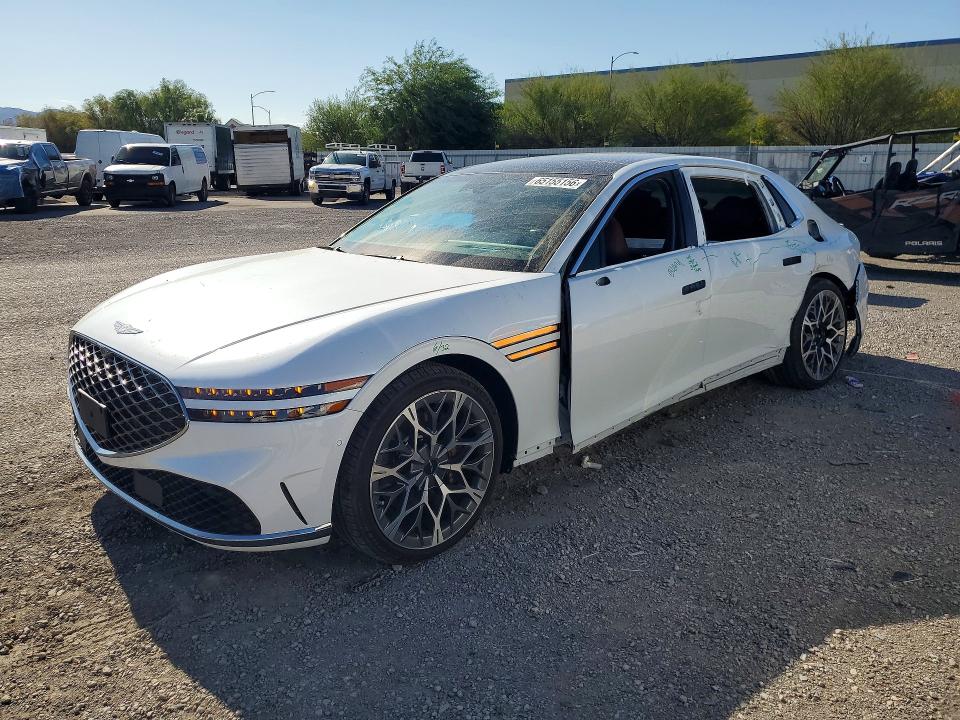 2023 Genesis G90 VIN KMTFC4SD8PU027654 — COPART salvage auction photo
