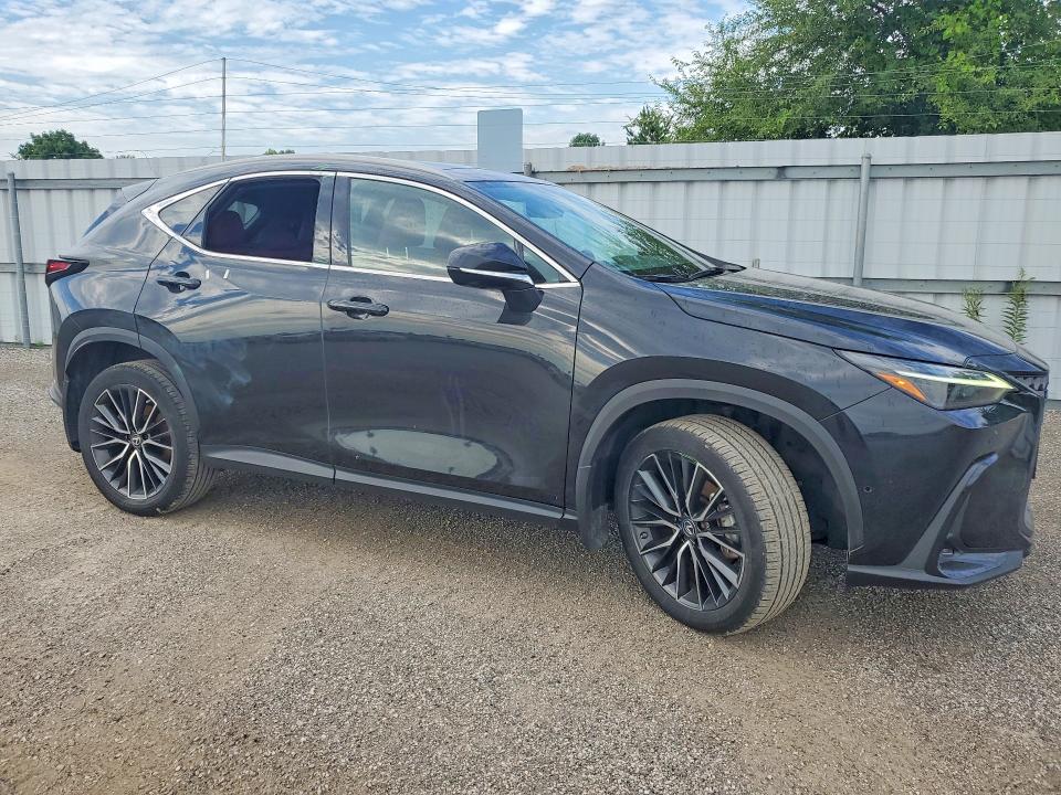2022 Lexus Nx 350h VIN 2T2GKCEZ2NC006764 COPART salvage auction — VANDALISM, On - Permit No Brand - Unfit, sold $32,250 on 2026-09-03 (photo 4)