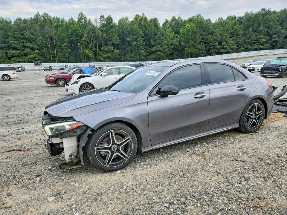 2021 Mercedes-benz A-klasse VIN W1K3G4EB4MJ301077 — COPART salvage auction photo