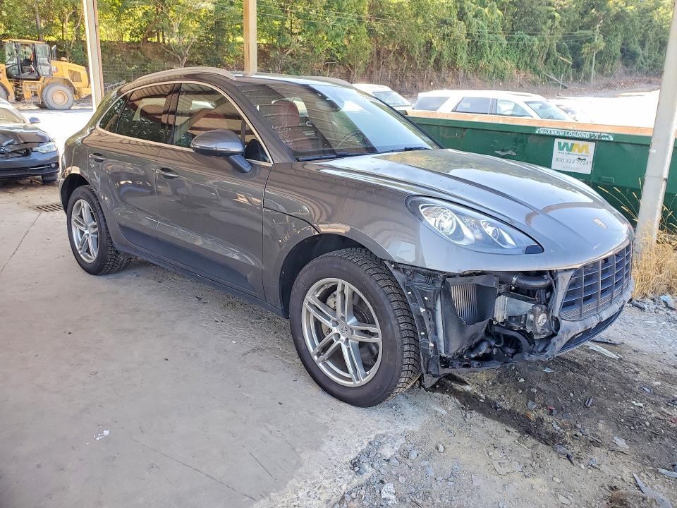 2016 Porsche Macan VIN WP1AB2A50GLB55143 COPART salvage auction — FRONT END, Mt - Certificate Of Title (P), sold $6,100 on 2026-10-06 (photo 4)