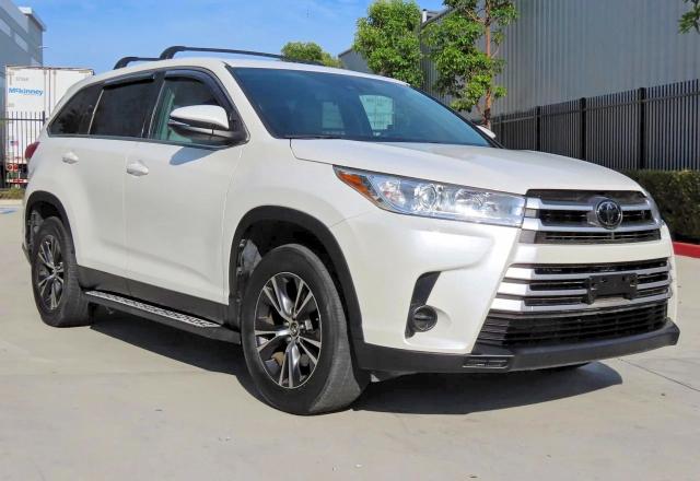 2019 Toyota Highlander VIN 5TDZZRFH1KS300015 — COPART salvage auction photo