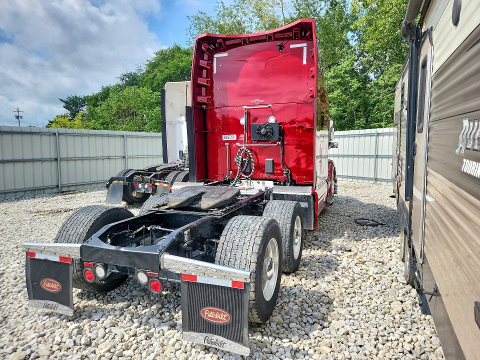 2022 Peterbilt 579 VIN 1XPBDP9X0ND707863 COPART salvage auction — BURN, OH - CERT OF TITLE-SALVAGE, sold $6,900 on 2026-09-04 (photo 3)