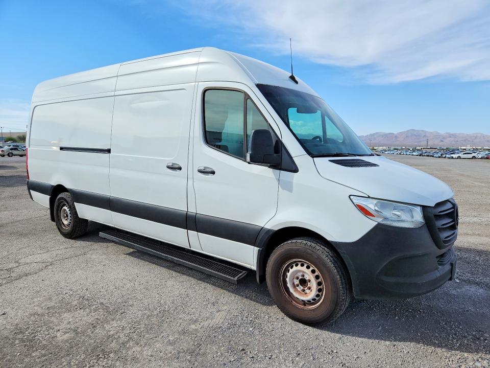 2020 Mercedes-benz Sprinter VIN W1Y40CHY5LT026055 COPART salvage auction — REAR END, Ut - Certificate Of Title, sold $8,700 on 2026-10-08 (photo 4)