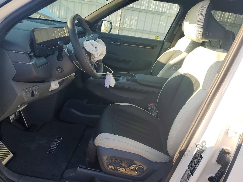 2026 Kia Ev9 VIN 5XYAEFS56TG021855 COPART salvage auction — FRONT END, Ca - Salvage Certificate, sold $23,300 on 2026-09-22 (photo 7)