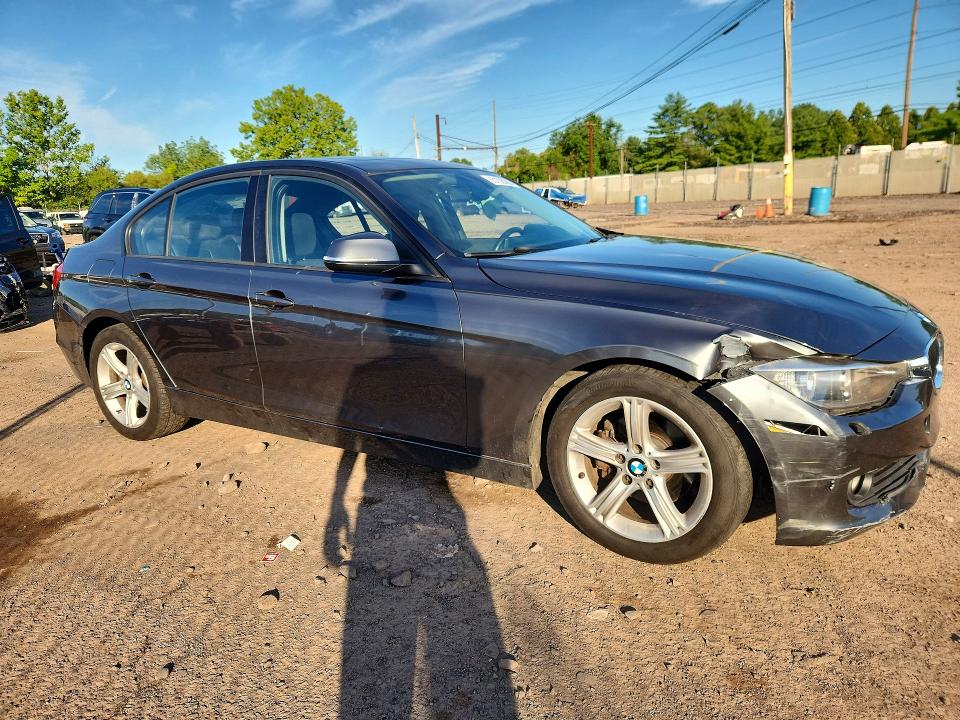 2014 BMW 3er VIN WBA3C3G55ENR25212 COPART salvage auction — SIDE, Pa - Cert Of Salv-R=Reconstructed, sold $825 on 2026-08-17 (photo 4)