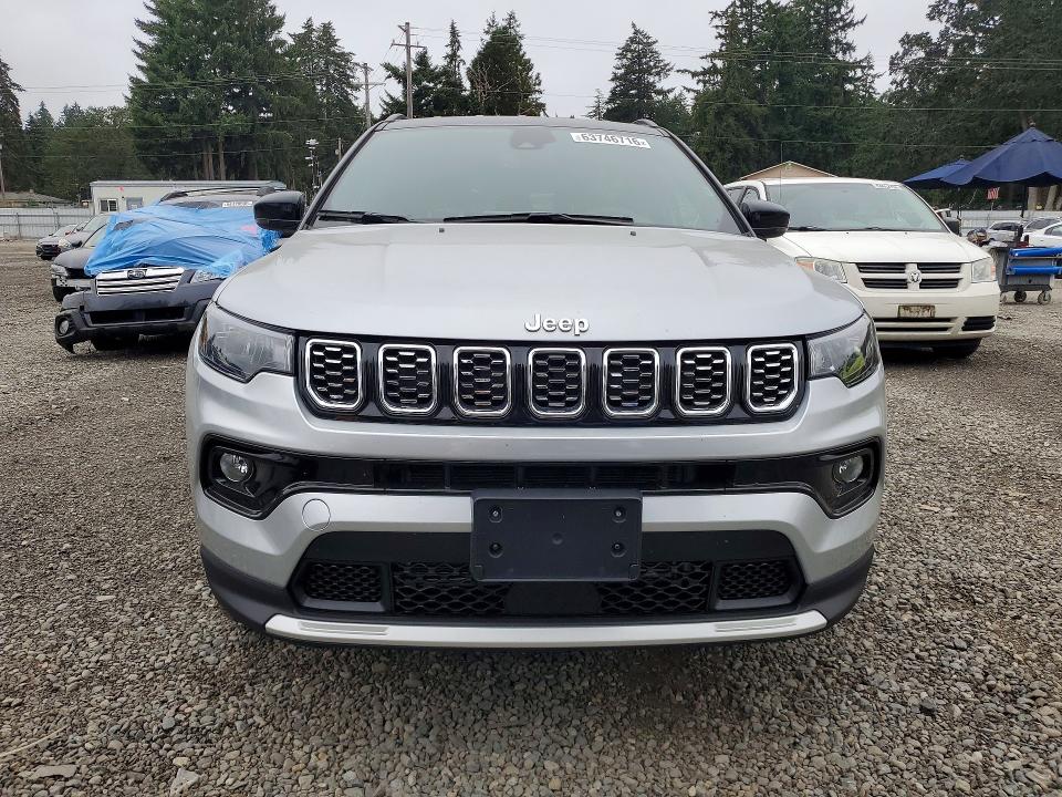 2025 Jeep Compass VIN 3C4NJDCN3ST579377 COPART salvage auction — MINOR DENT/SCRATCHES, Wa - Vehicle Cert Of Ownership-Titl, sold $6,200 on 2026-09-04 (photo 5)