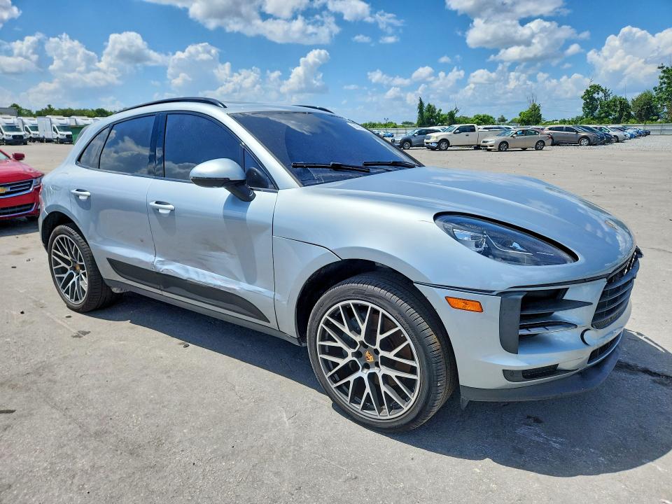 2020 Porsche Macan VIN WP1AB2A55LLB33083 COPART salvage auction — FRONT END, Fl - Certificate Of Title, sold $16,600 on 2026-09-08 (photo 4)