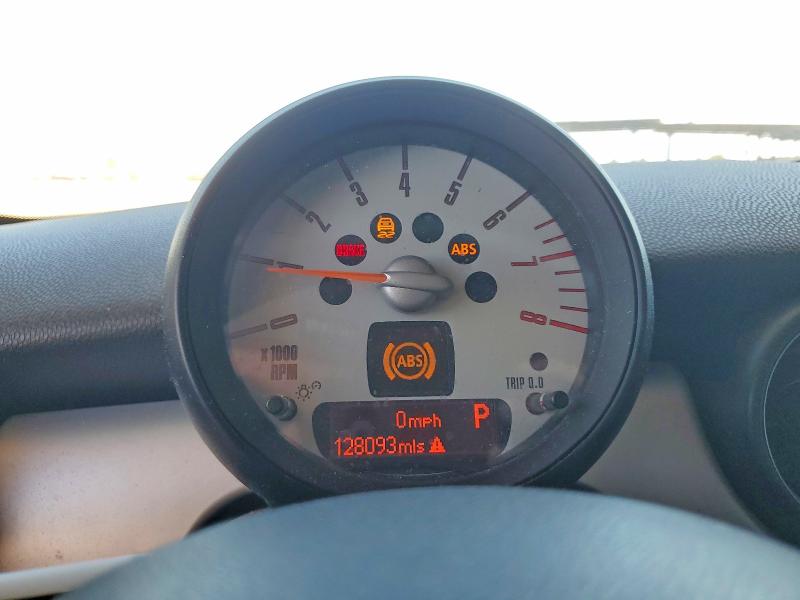 2012 Mini Cooper VIN WMWSU3C55CT259914 COPART salvage auction — REAR END, Az - Cert Of Title - Salvage, sold $775 on 2026-08-27 (photo 9)