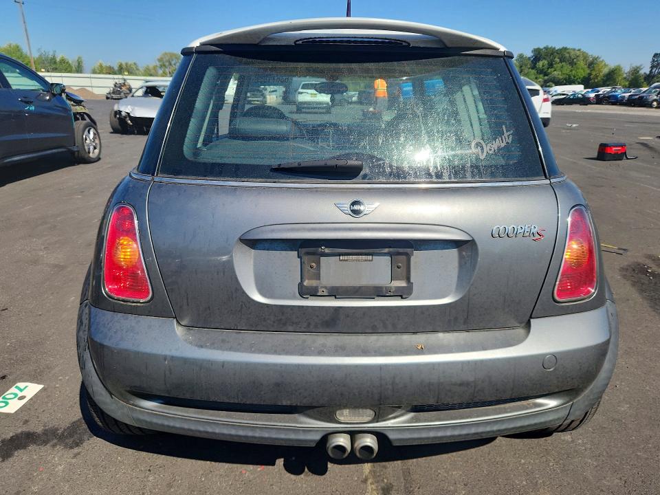 2004 Mini Cooper VIN WMWRE33494TD85071 COPART salvage auction — MECHANICAL, WA - VEHICLE CERT OF OWNERSHIP-TITL, sold $175 on 2026-08-17 (photo 6)