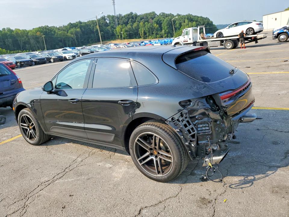 2020 Porsche Macan VIN WP1AA2A59LLB15169 COPART salvage auction — REAR END, Ky - Cert Of Title-Salvage, sold $19,000 on 2026-08-27 (photo 2)