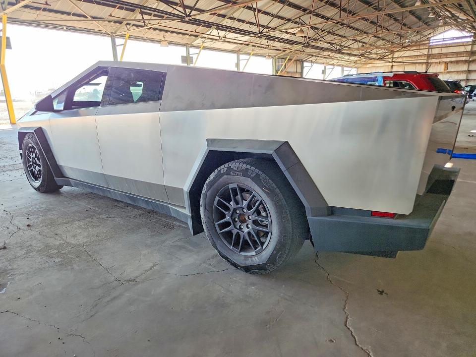 2025 Tesla Cybertruck VIN 7G2CEHED7SA068125 COPART salvage auction — FRONT END, Az - Cert Of Title - Salvage (P), sold $17,600 on 2026-08-31 (photo 2)