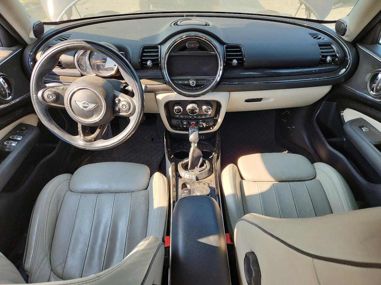 2017 Mini Cooper VIN WMWLU5C54H2E82364 COPART salvage auction — Mechanical, CA - DIS/DLR/EXP ONLY CLEAN TITLE, sold $1,100 on 2026-09-09 (photo 8)