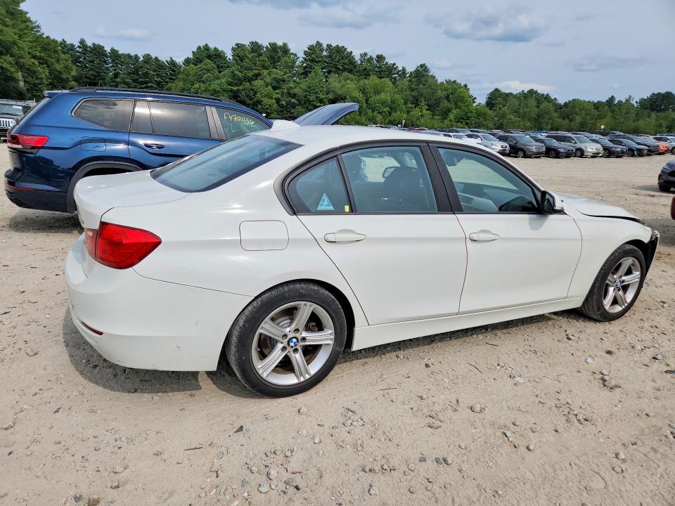 2013 BMW 3 series VIN WBA3B5C50DJ598924 COPART salvage auction — FRONT END, Ma - Certificate Of Title, sold $1,100 on 2026-09-14 (photo 3)