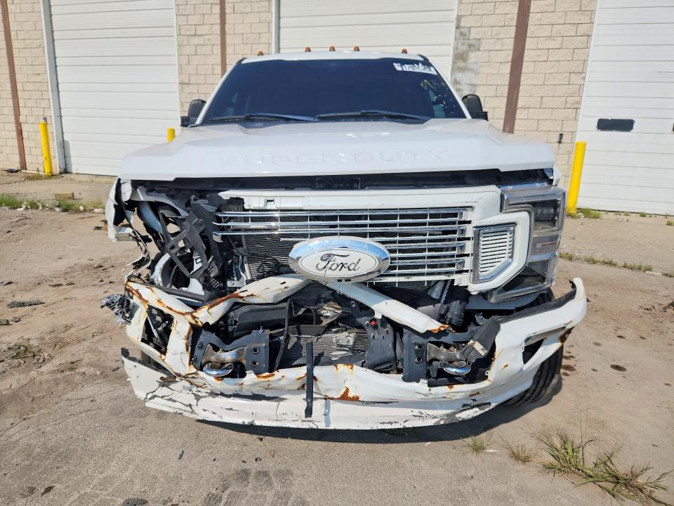 2022 Ford F550 VIN 1FT8W4DT8NEG10042 COPART salvage auction — FRONT END, MI - CERT OF TITLE-SALVAGE VEHICLE, sold $24,800 on 2026-09-02 (photo 5)