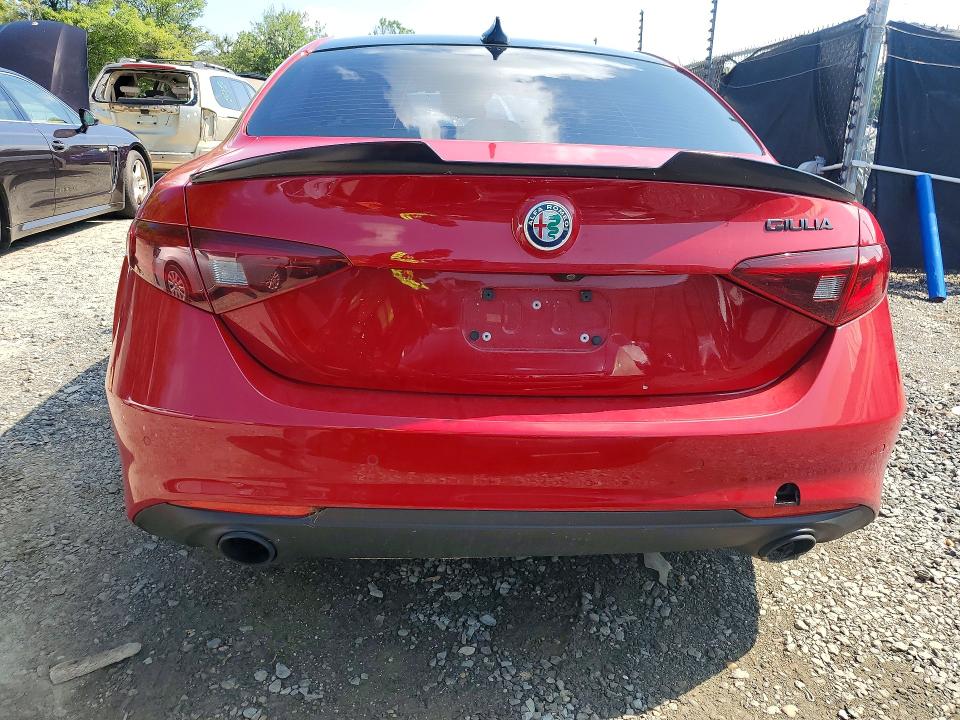 2019 Alfa romeo Giulia VIN ZARFAMBN1K7622839 COPART salvage auction — ALL OVER, WV - CERTIFICATE OF TITLE, sold $1,800 on 2026-08-17 (photo 6)