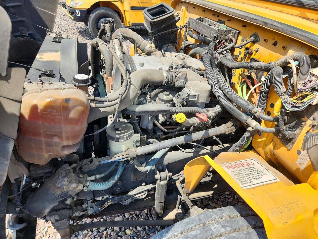 2014 Ic corporation 3000 ce VIN 4DRBUAAN8EB463234 COPART salvage auction — Minor Dent/Scratches, Ct - Clean Title, sold $150 on 2026-08-18 (photo 7)