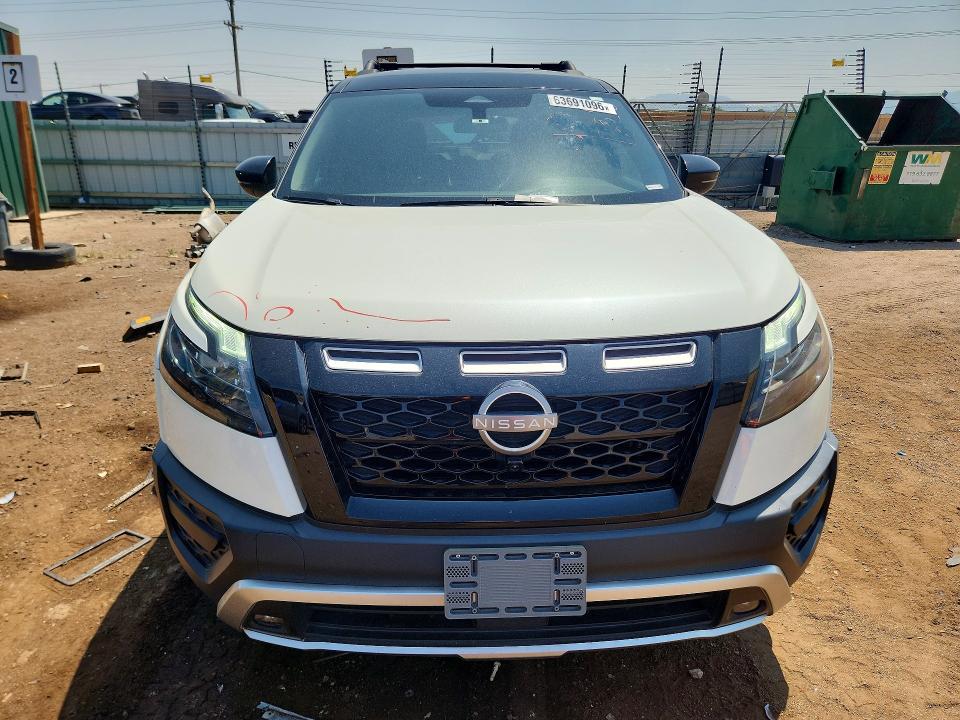 2023 Nissan Pathfinder VIN 5N1DR3BD6PC264563 COPART salvage auction — HAIL, Co - Certificate Of Title, sold $16,800 on 2026-08-24 (photo 5)