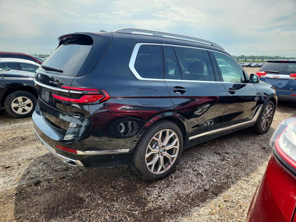2025 BMW X7 VIN 5UX23EM03S9Z99752 COPART salvage auction — SIDE, Il - Salvage Certificate, sold $48,500 on 2026-09-29 (photo 3)