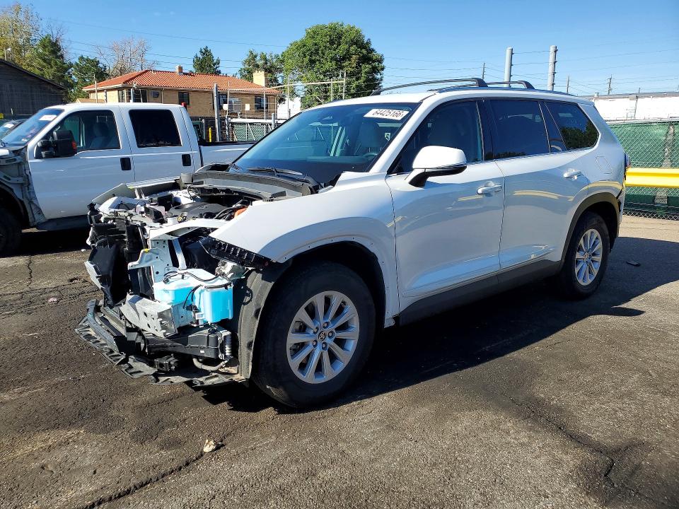 2026 Toyota Highlander VIN 5TDACAB59TS074237 — COPART salvage auction photo