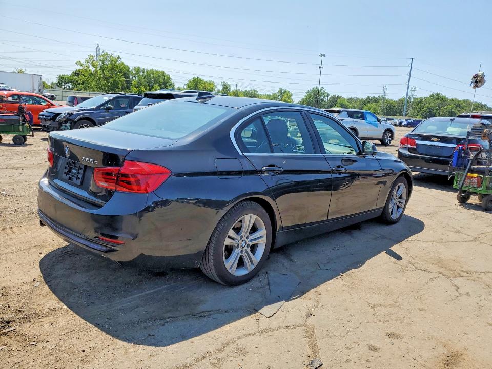 2018 BMW 3er VIN WBA8F1C51JAE93214 COPART salvage auction — REAR END, Mi - Certificate Of Title, sold $4,250 on 2026-08-07 (photo 3)