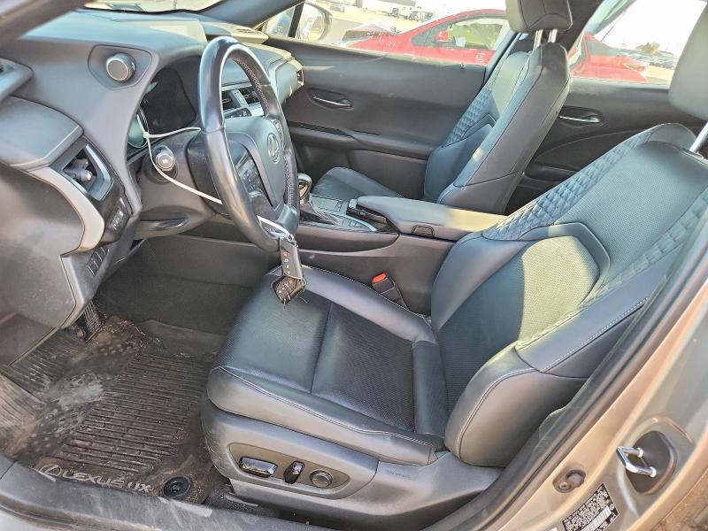2021 Lexus Ux VIN JTHP9JBH8M2044933 COPART salvage auction — FRONT END, CO - PUBLIC - SALVAGE TITLE, sold $10,900 on 2026-09-08 (photo 7)