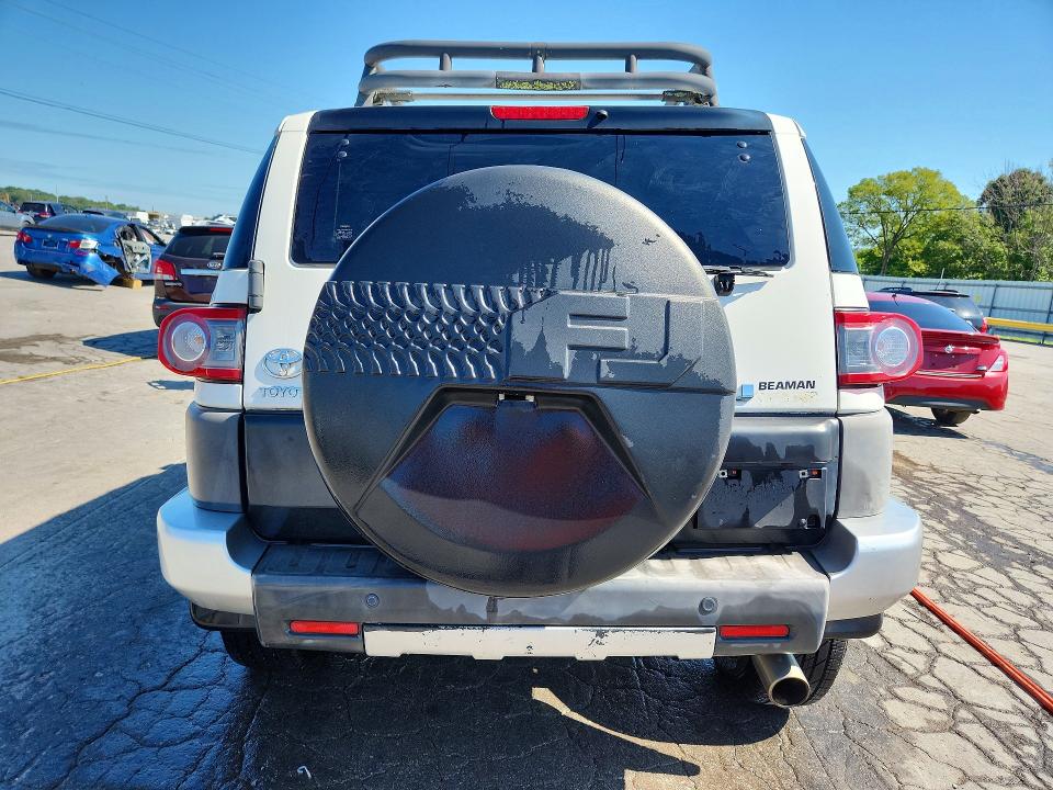 2012 Toyota Fj cruiser VIN JTEBU4BF8CK136189 COPART salvage auction — FRONT END, Tn - Salvage Certificate, sold $7,500 on 2026-08-24 (photo 6)