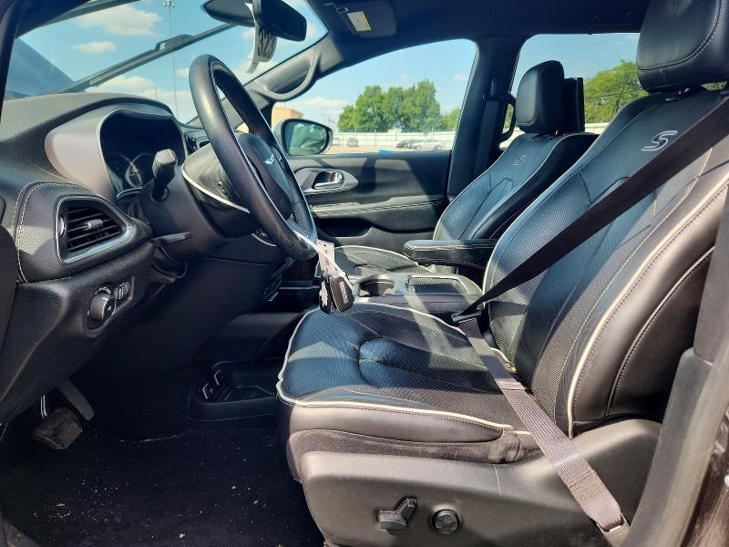 2020 Chrysler Pacifica VIN 2C4RC1N74LR257926 COPART salvage auction — MINOR DENT/SCRATCHES, Oh - Certificate Of Title (P), sold $8,300 on 2026-09-08 (photo 7)